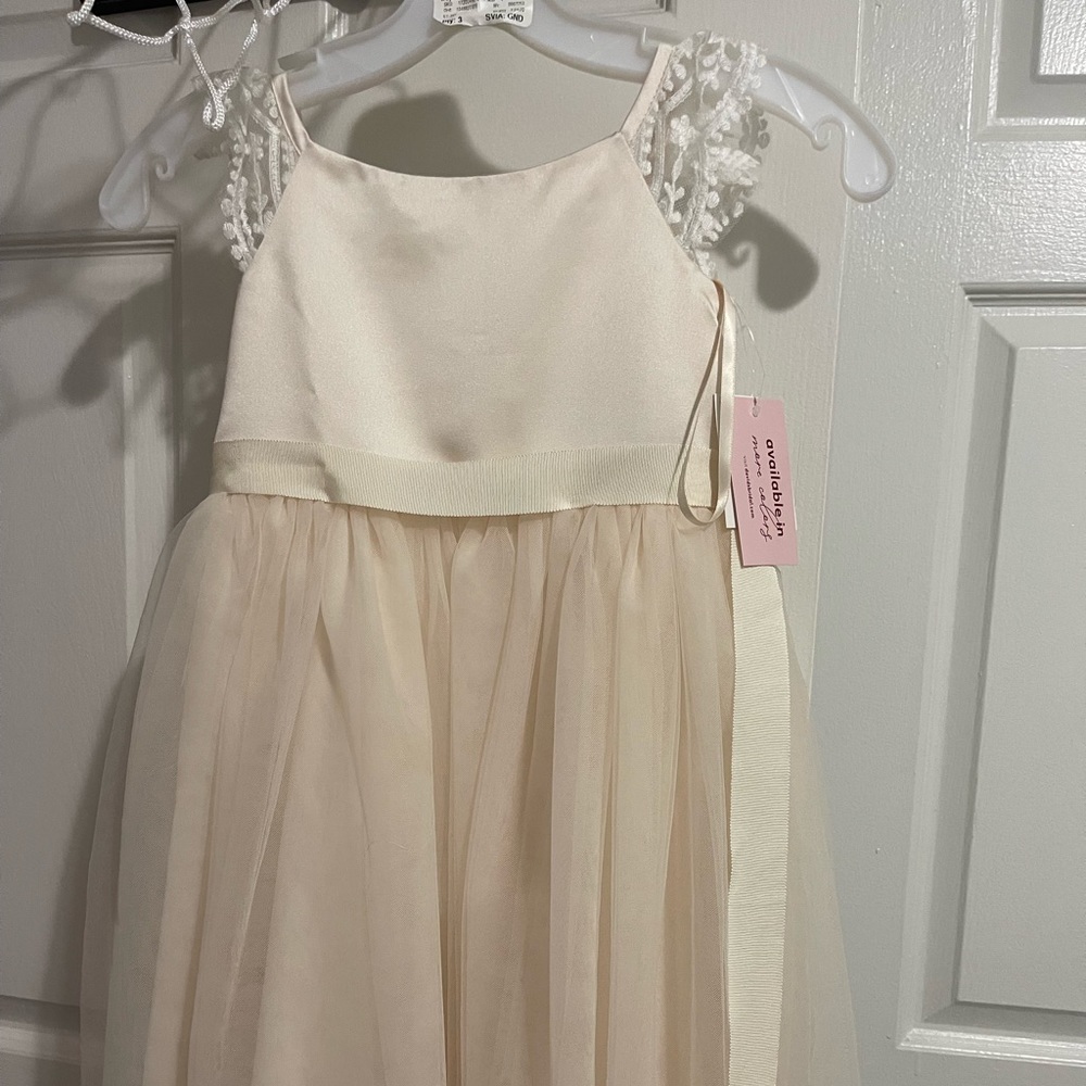 David’s Bridal Flower Girl Dress